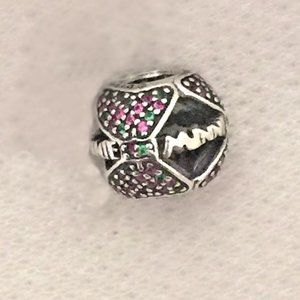 Disney Pandora Minnie Red and Green Holiday Bow Charm